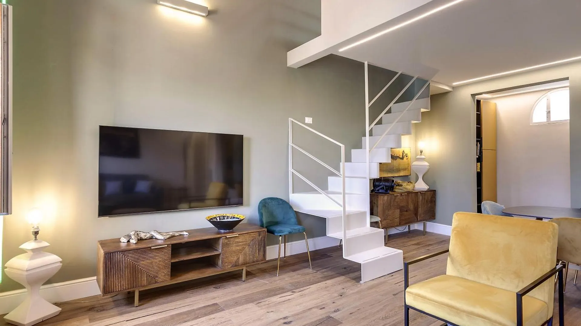 Sant'Agostino Luxury Apartment By Mamo Florence